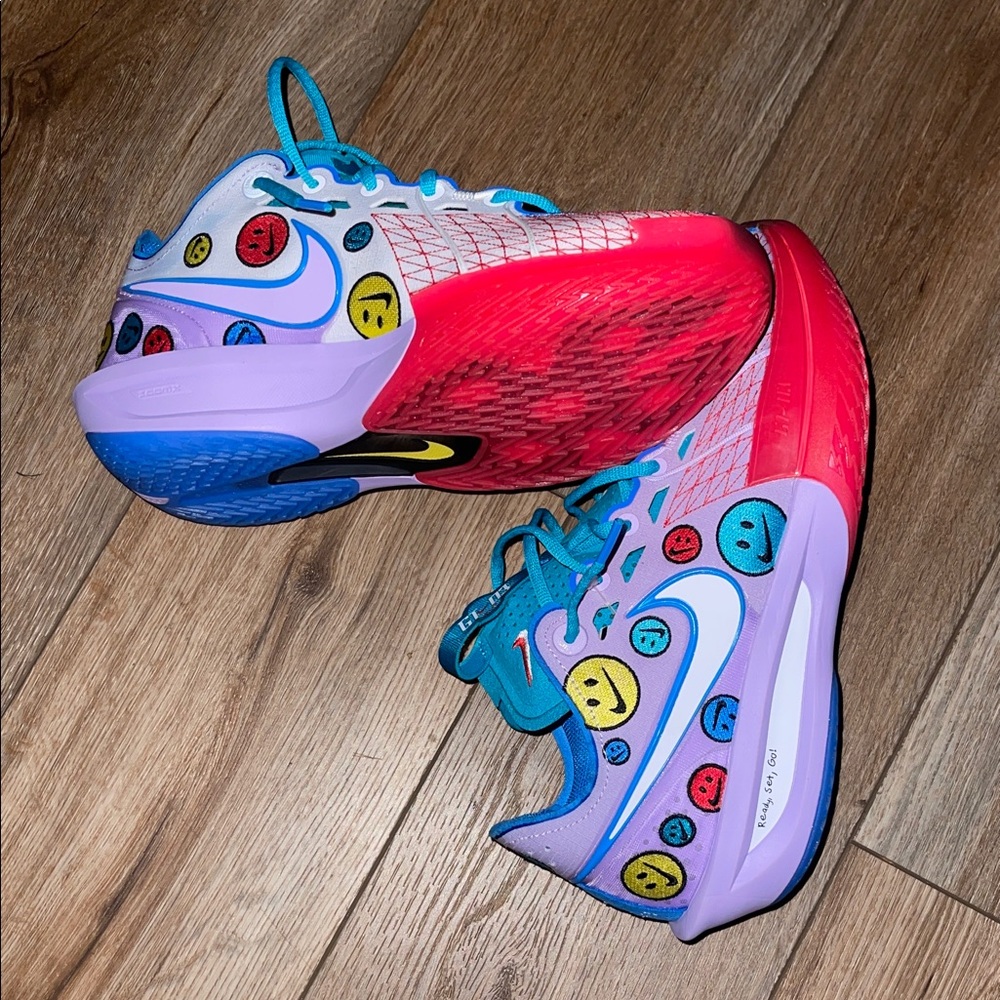 Nike Athletic Shoes in Blue and Red